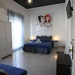 La Casa Di Paola Bed and breakfast 3*