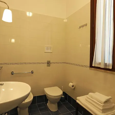 La Casa Di Paola Bed & Breakfast 3*