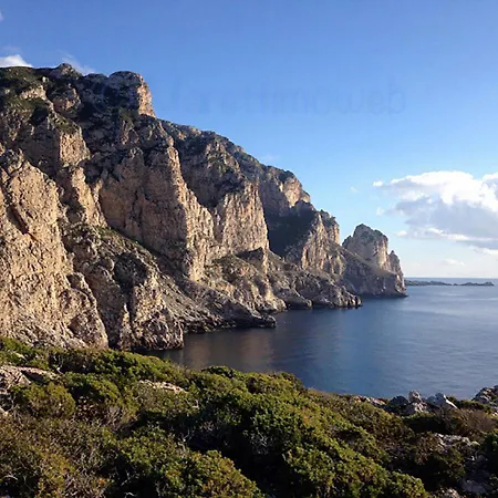 La Casa Di Paola Bed & Breakfast 3*