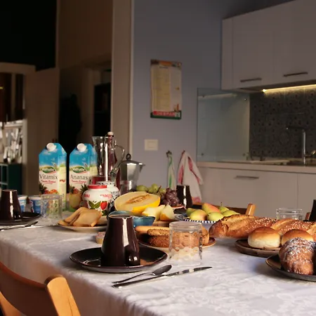 La Casa Di Paola Alojamento de Acomodação e Pequeno-almoço 3*